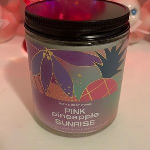 Bath and body works Pink pineapple (Sunrise) Single Wick Candle.